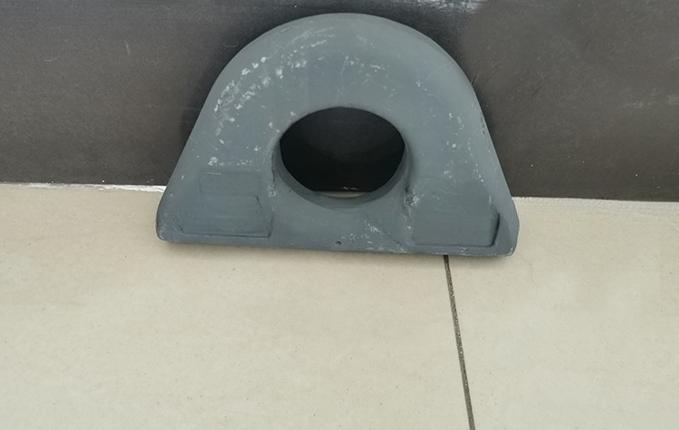 External Dimensions l x W x H mm 6058 x 2438 x 2591 mm DNV GL Certified Single and Double Container Lashing Eye Plate