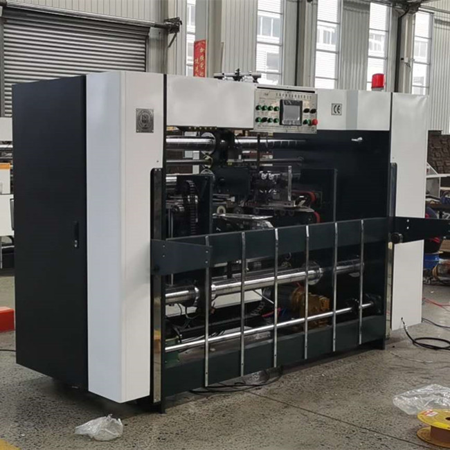 Semi Auto Double Servo Single Piece Stitching Machine PLC control 2000 Model