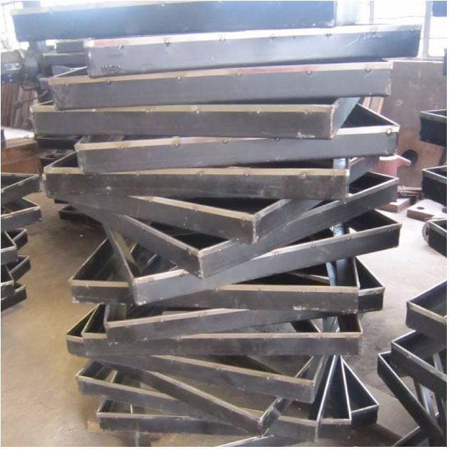 3-10mm Thickness Heavy Structure Steel Frame Welding Fabrication for Street Light Poles