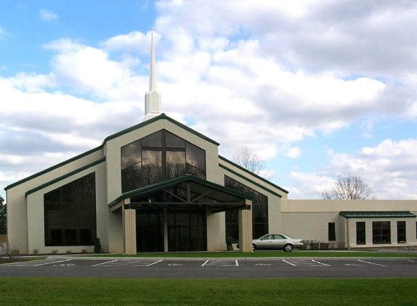 Popular Gable Frame Metal Church Buildings Modern Metal Structure Steel Building