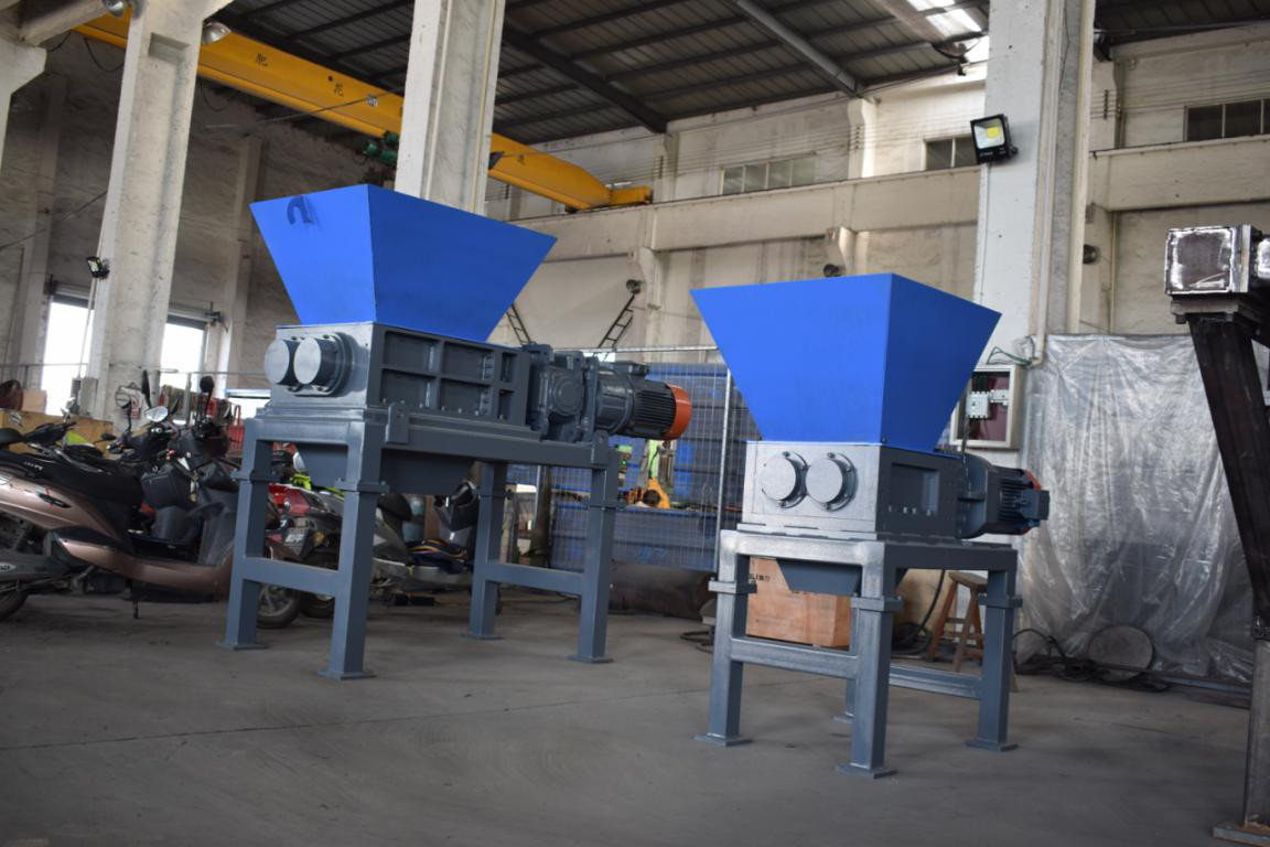 Garbage Shredder Double Shaft ShredderWaste Shredder Machine With CE Certificate Industrial Paper Shredder