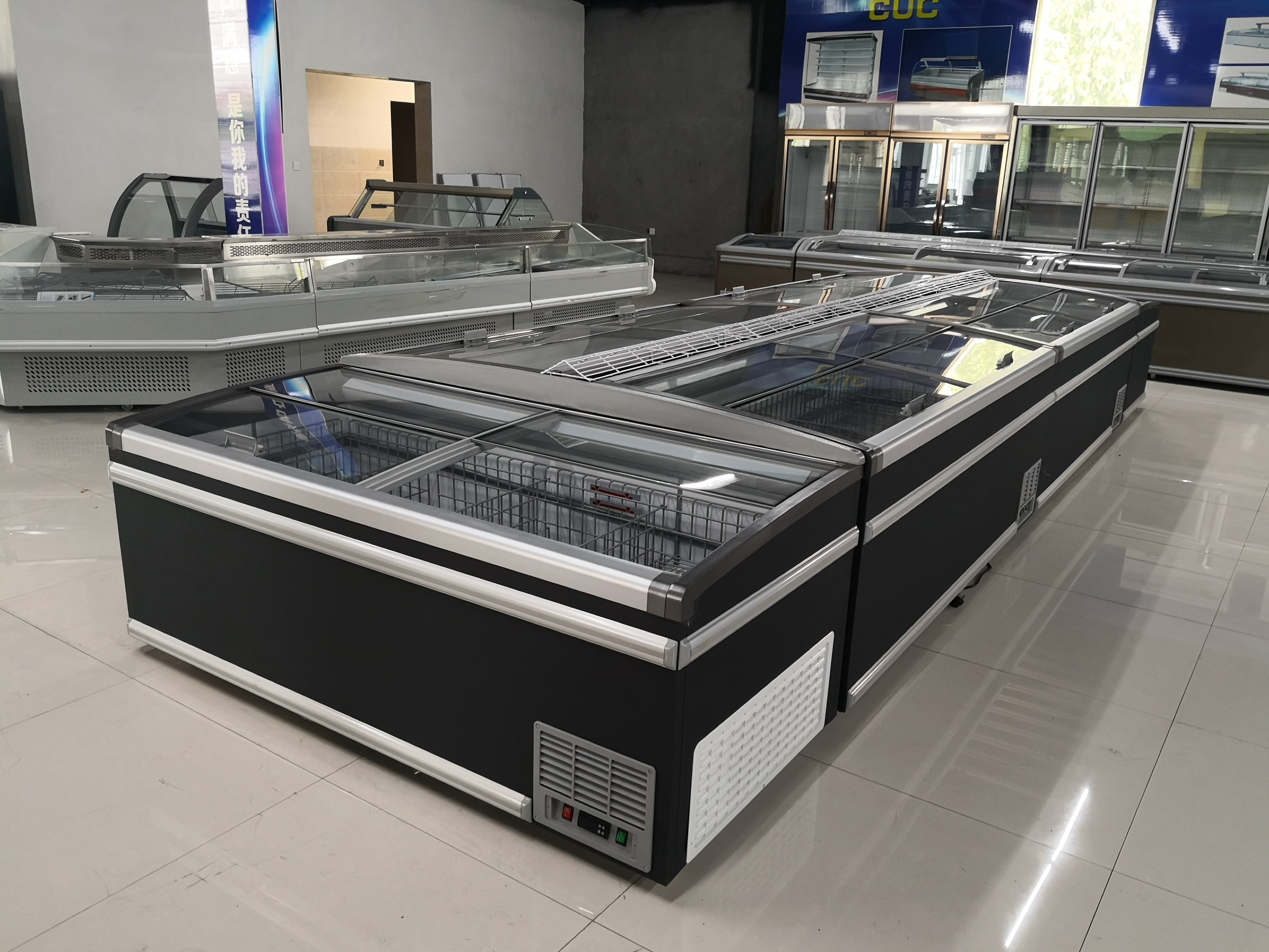 Frozen meat and fish display island used glass door deep fridge for supermarket