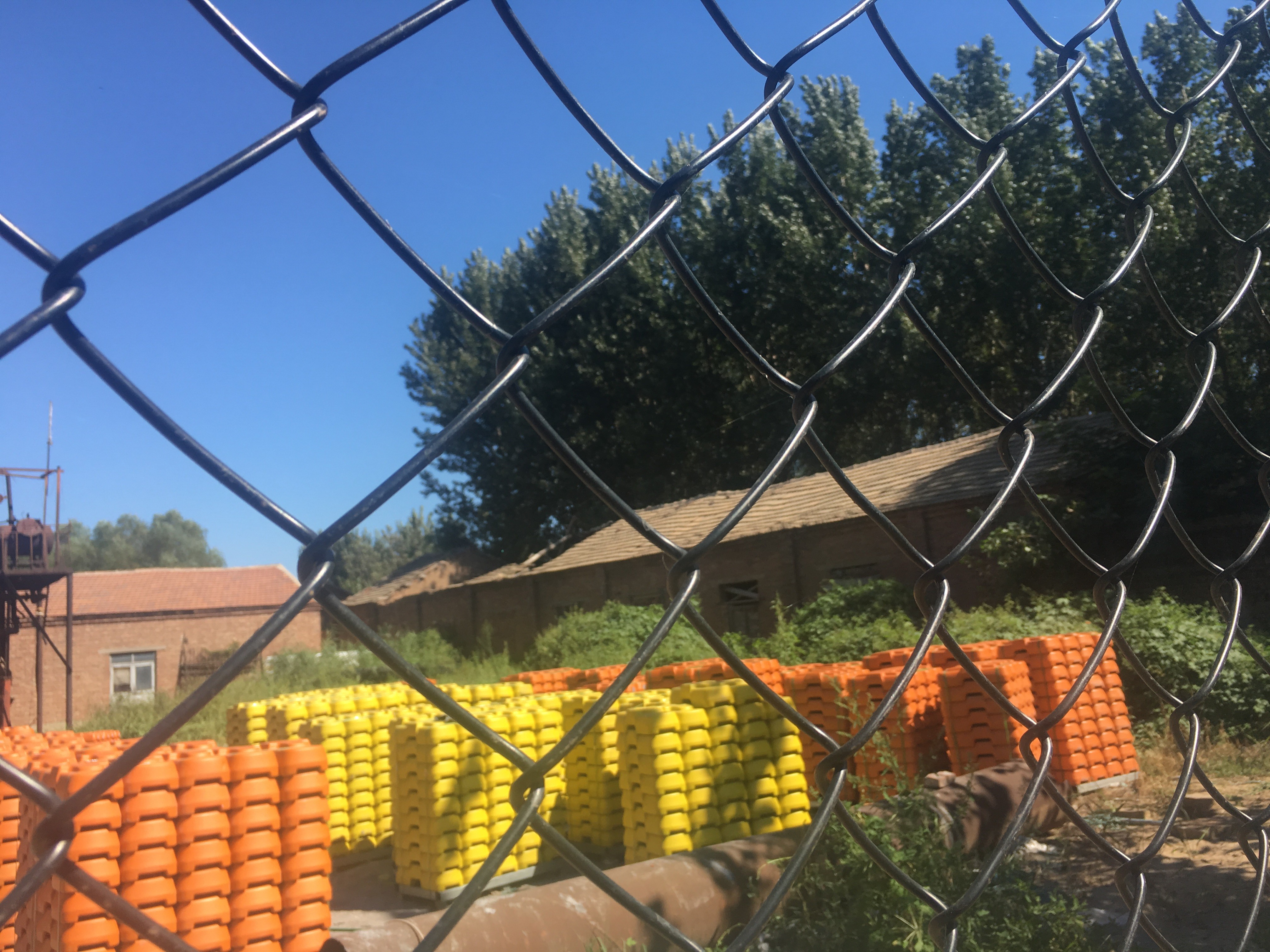 galvanized wire material pvc coated chain link fence ,pvc coated wire fence