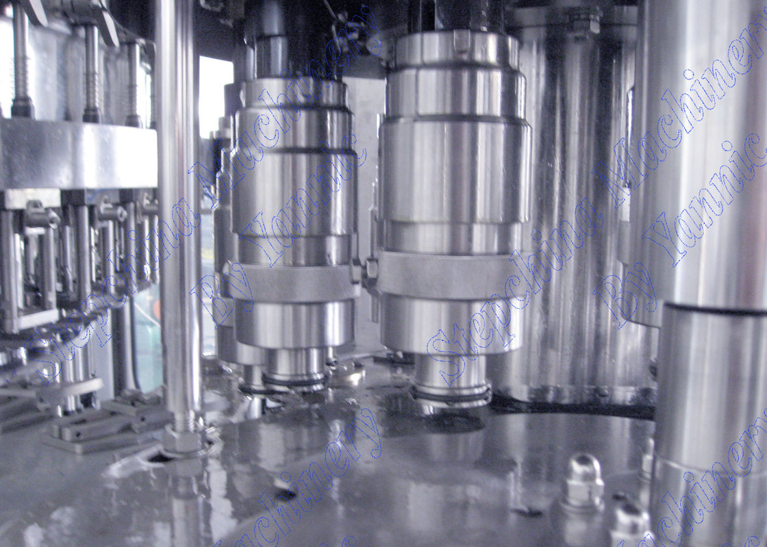 PLC Control Automatic Water Bottle Filling Machine 7.5 Kw 27000B / H 500ml