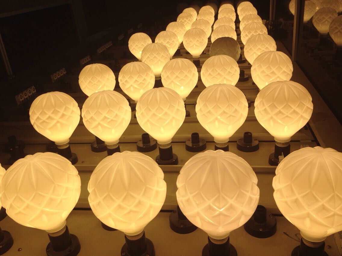 360 degree filament LED light bulbs lamp G24 globe bulbs 5watts E26 brass base
