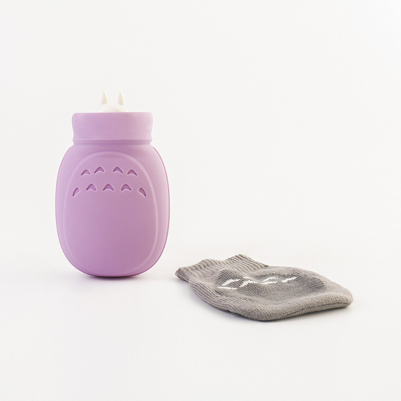 BPA Free Silicone Hot Water Bottle 2L for Joint Pain Relief Classic Design
