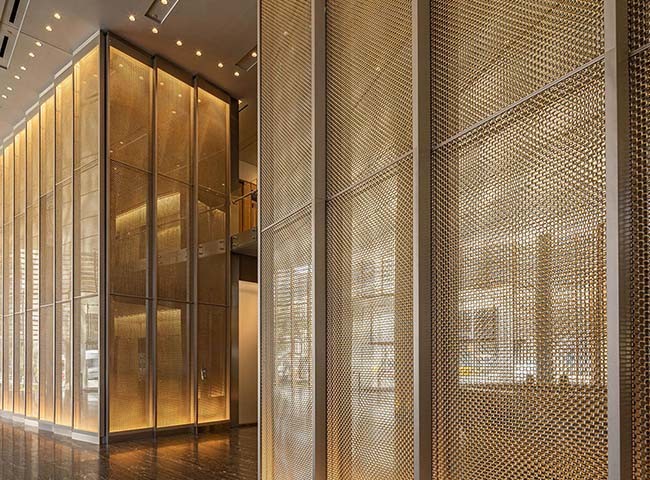 Crimped Decorative Wire Mesh​ Comes in A Variety of Weave Patterns