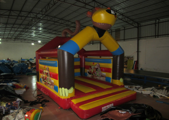 Inflatable monkey themed jumping house Yellow monkey inflatable bouncer jumping castle inflatable monkey for sale