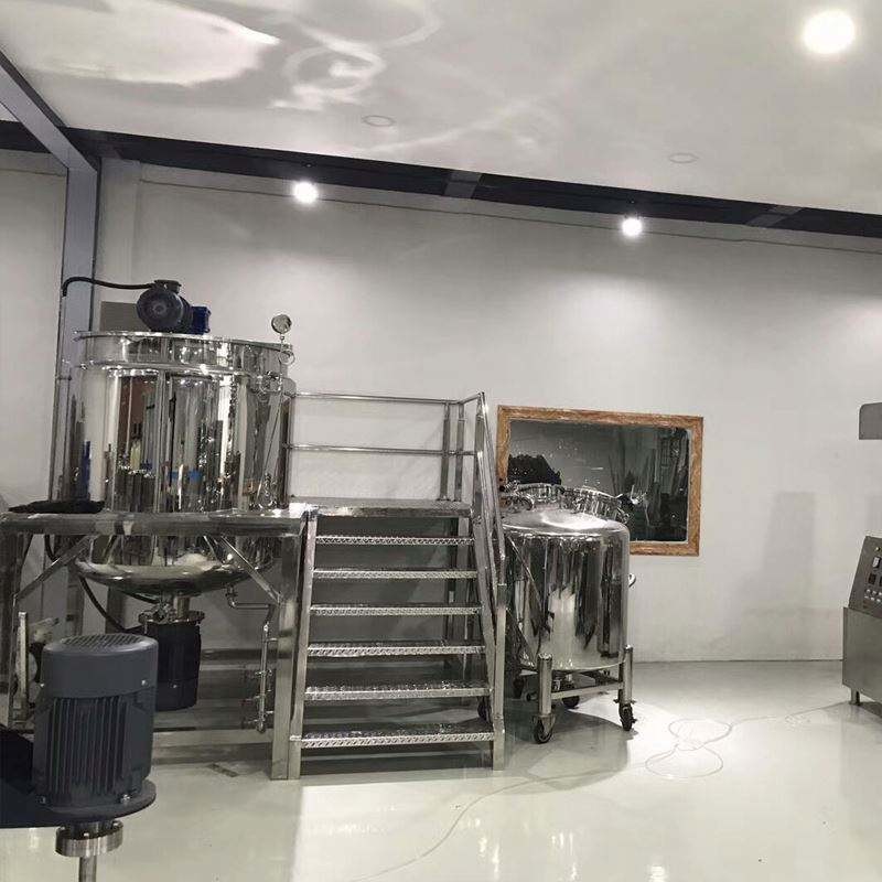 SUS304 316 Vacuum Homogenizing Emulsifier Mixer For Cosmetic Paste
