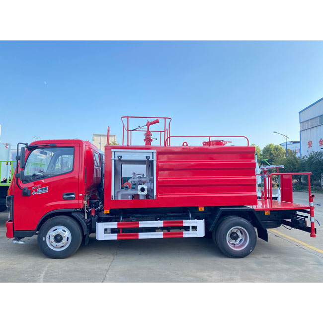 Lower Price 4*2 5000 Liters Water Sprinkler Truck Water Bowser Truck Fire Water Bowser Truck