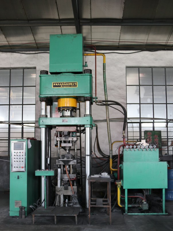 Ricing motorcycle spare parts price list crankshaft balancing machine