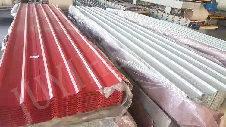 Color Coated PPGI Corrugated Sheet 1400mm - 1799mm Corrugated Metal Roof Panels