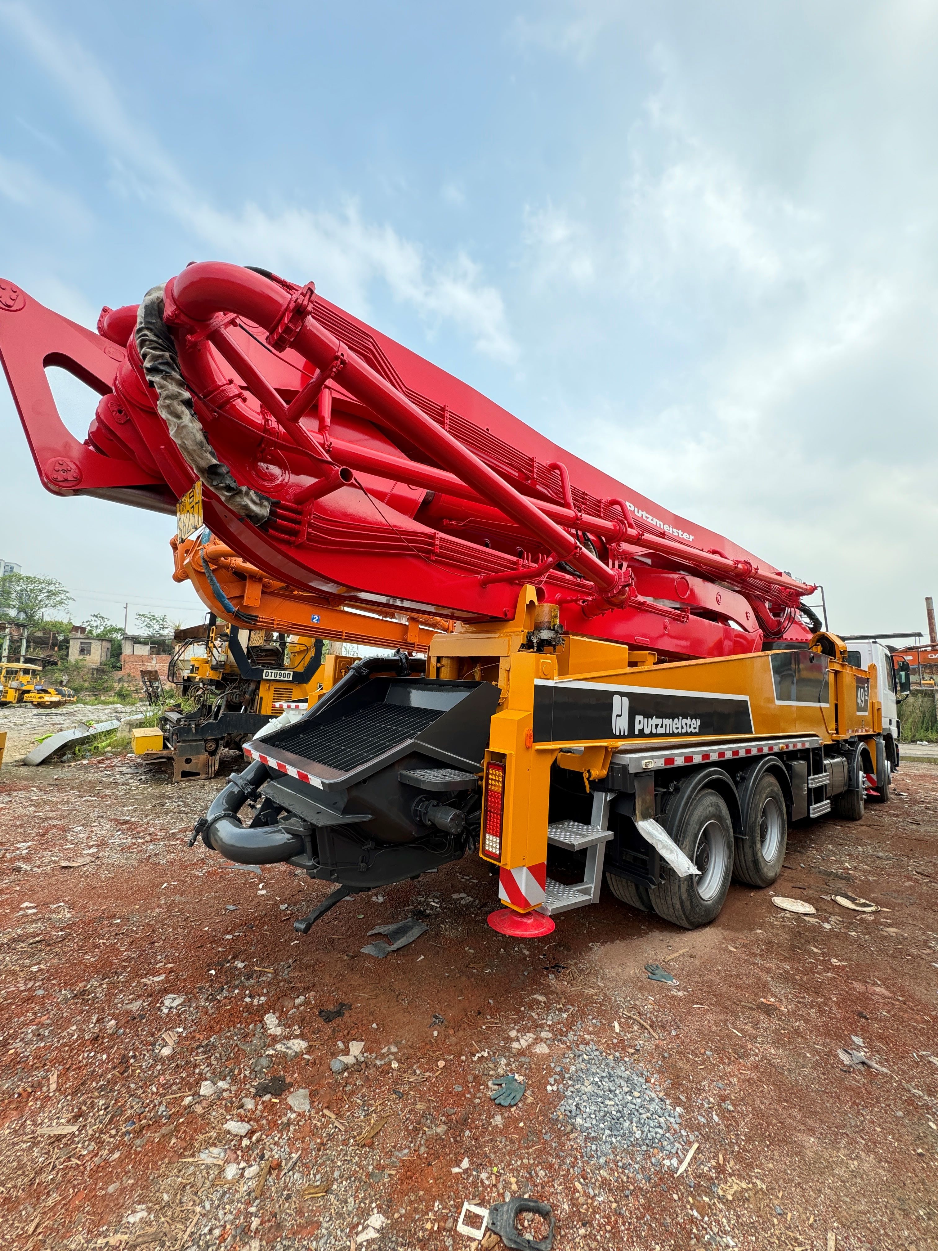 Refurbished 2012 Putzmeister 49m Concrete Pump with Mercedes Benz Chassis with Factory Price for Sale