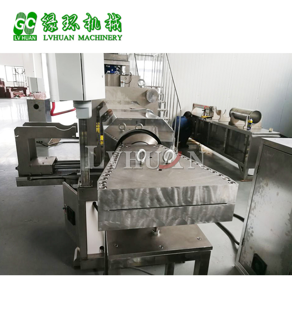  Flat die head technology,and automatic loading preform technology. Manufactures