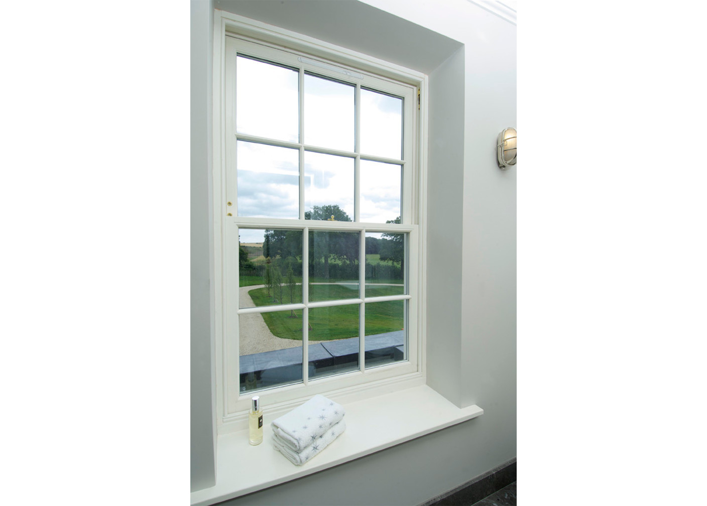 single window design,aluminum single window,single glazed window,single glazed aluminum window,single glass aluminum window,aluminum single glazed sliding window,window double