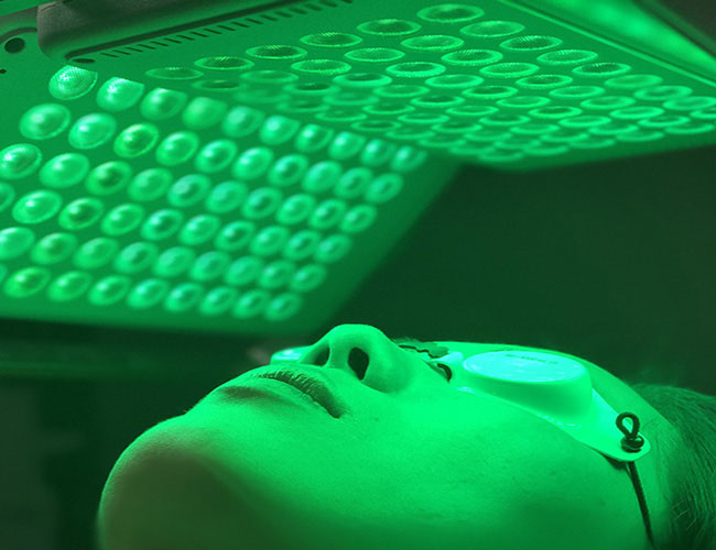 Vertical Face Lifting Wrinkle Removal PDT Skin Care Machine
