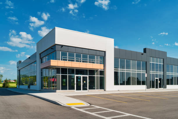 Commercial Prefabricated Shop & Shopping Mall Modern Design Steel Structure Construction for Supermarket Use Steel Building