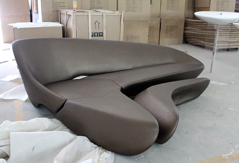 Zaha Hadid Moon Sofa From Moon System Sofa by B&B Italy Moon sofa with ottoman