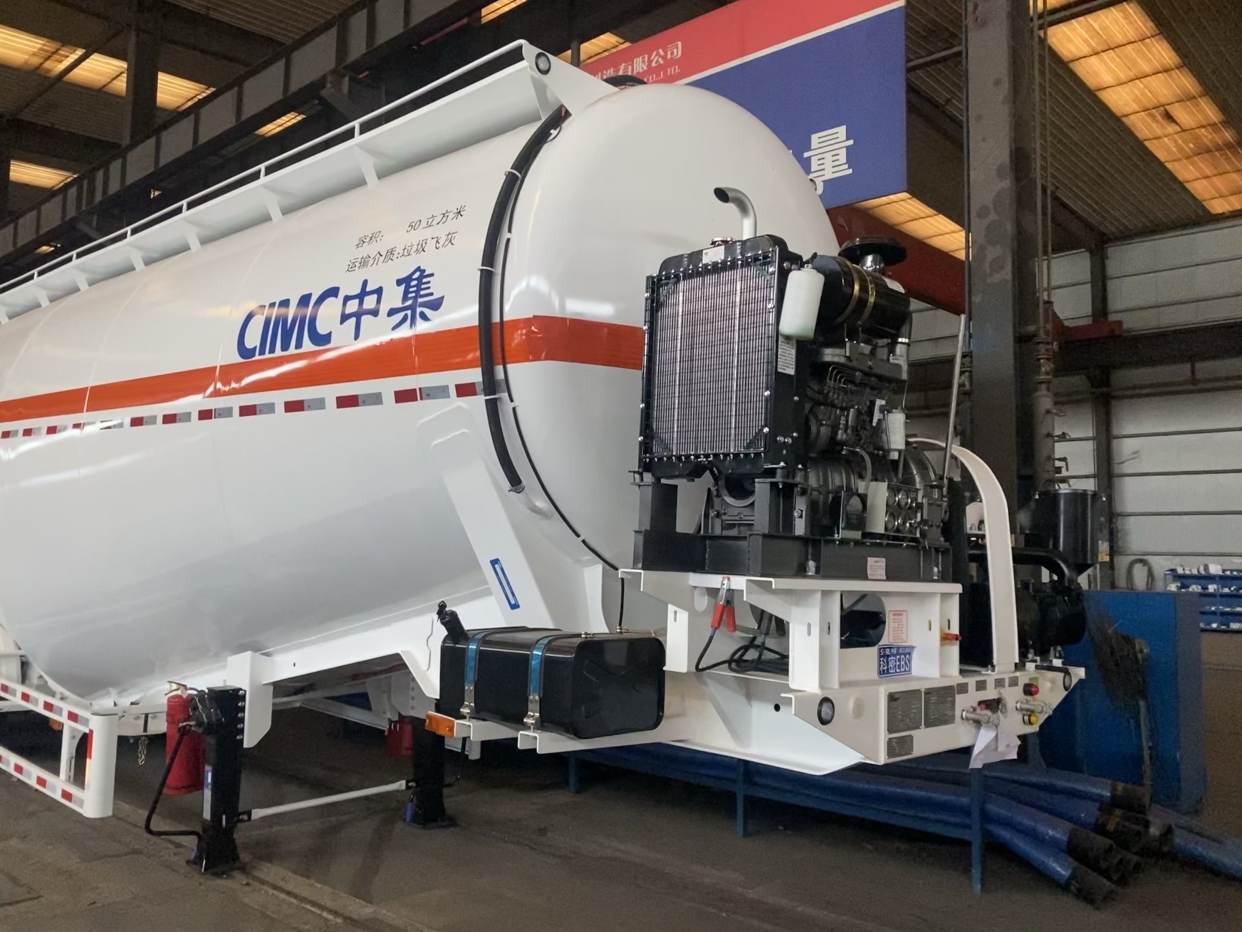 3 Axle Cement Tanker Semi Trailer Fly Ash Transport