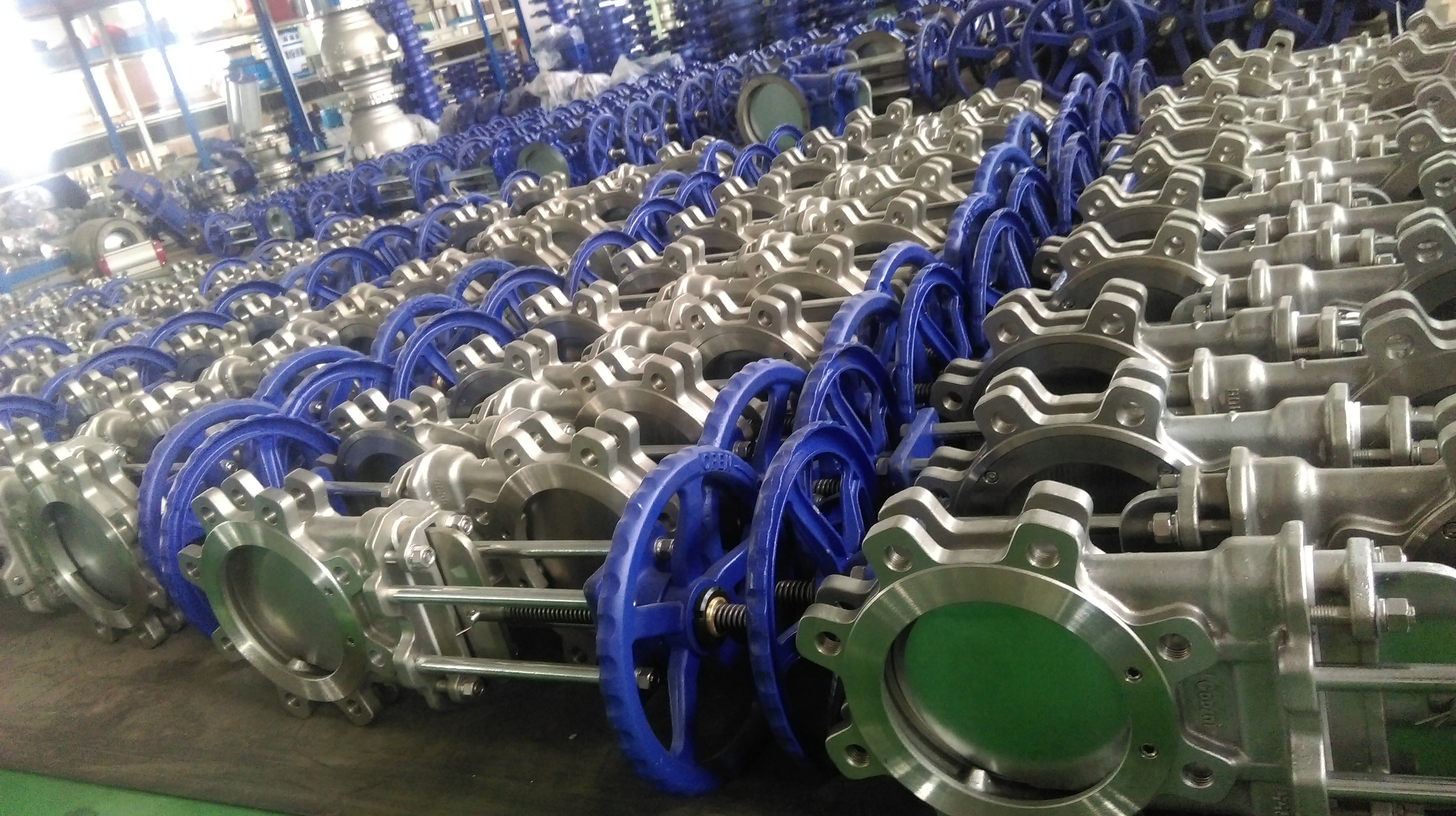 2 - 48 Inches Knife Gate Valve With DIN Design Standard Pressure Range 0 - 10MPa