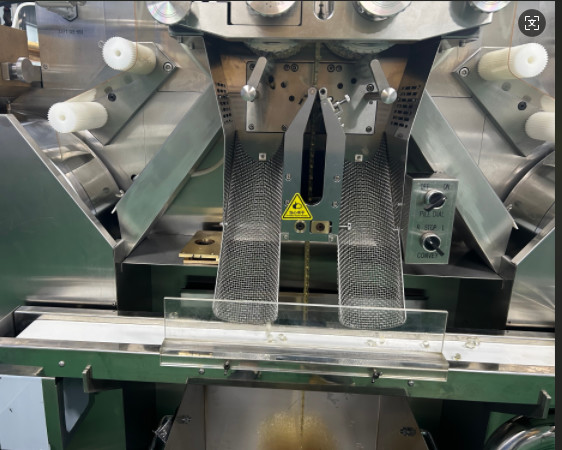 PLC Touch Screen Control System Soft Gelatin Capsule Machine For Pharmaceutical Industry Stainless Steel 400-1800 Kg