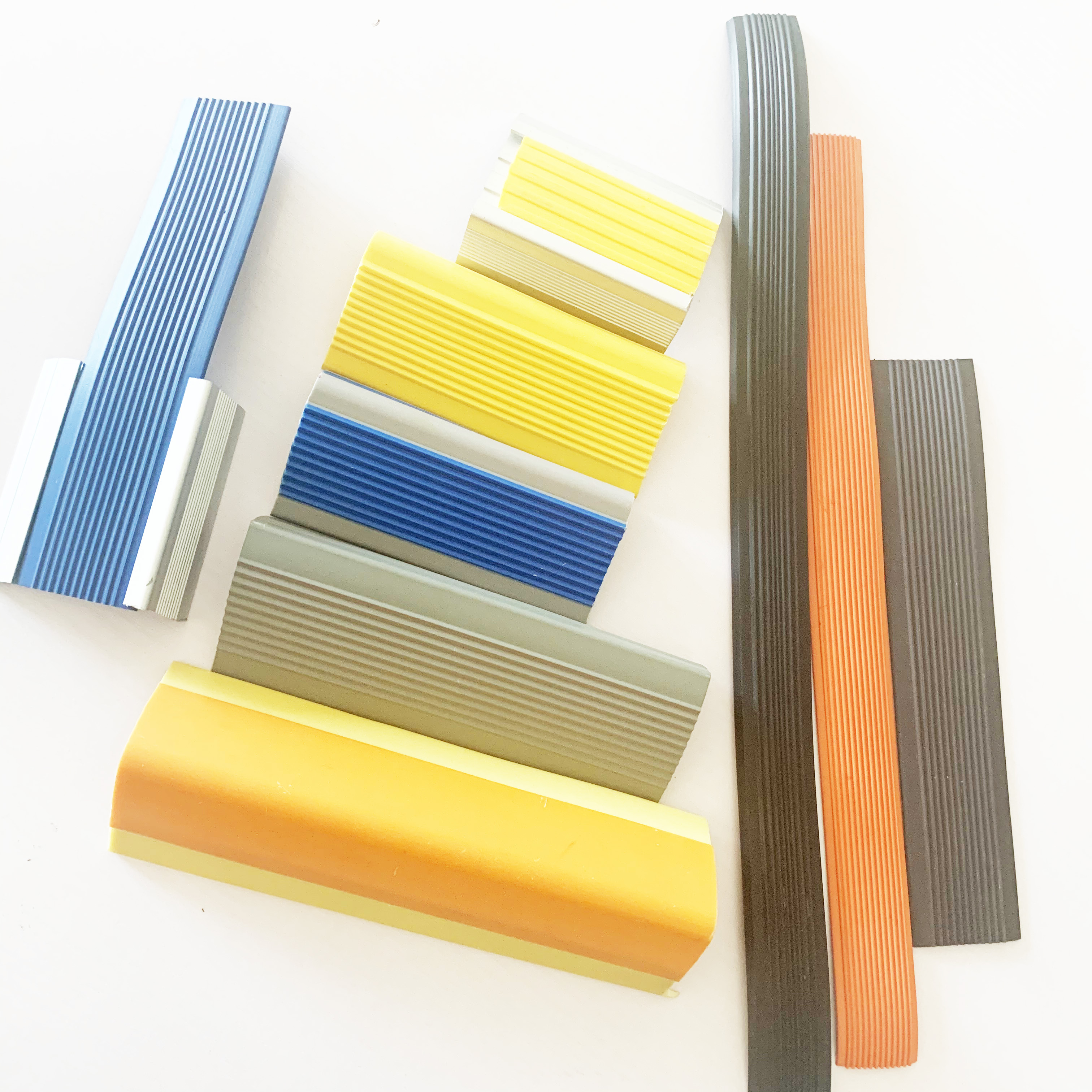 Moulding Vinyl Stair Nosing Self Adhesive Stair Edge Protector Customers' Designs