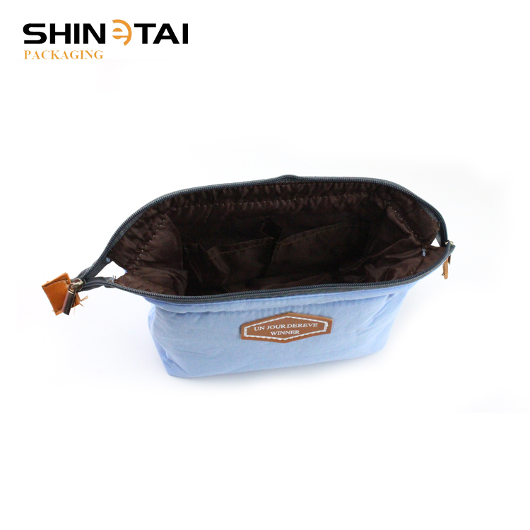 Wholesale Large Capacity Custom Printed Makeup Bags Cosmetic Bags