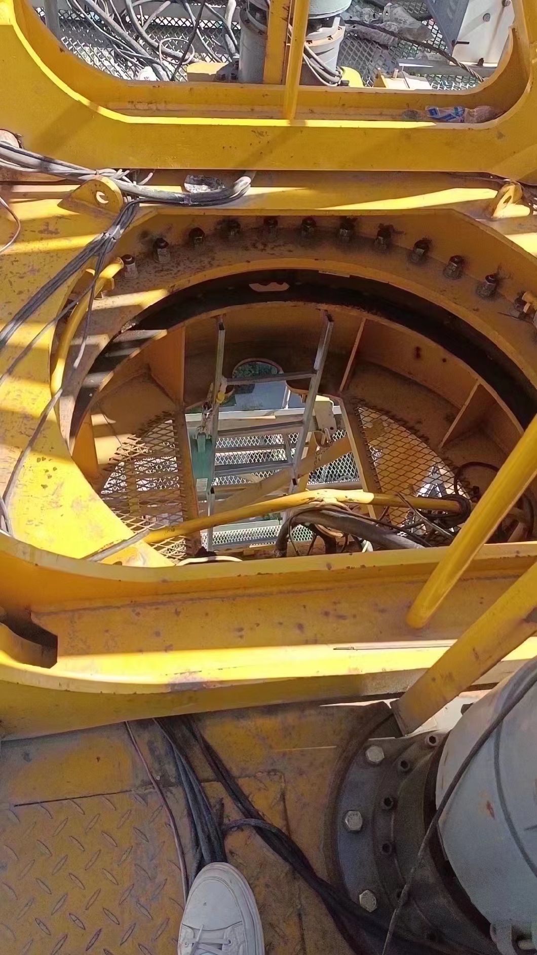 Zoomlion 19 Years to Lift 20 Tons of Tower Crane for Sale