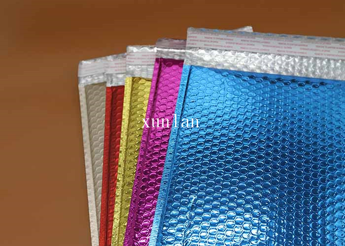 Colored A4 Bubble Wrap Envelopes Copperplate Printing With 2 Sealing Sides