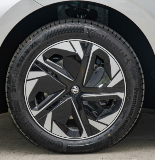 MG Mulan 2023 425KM Executive Edition 5 Door 5 Seats Hatchback Crossover