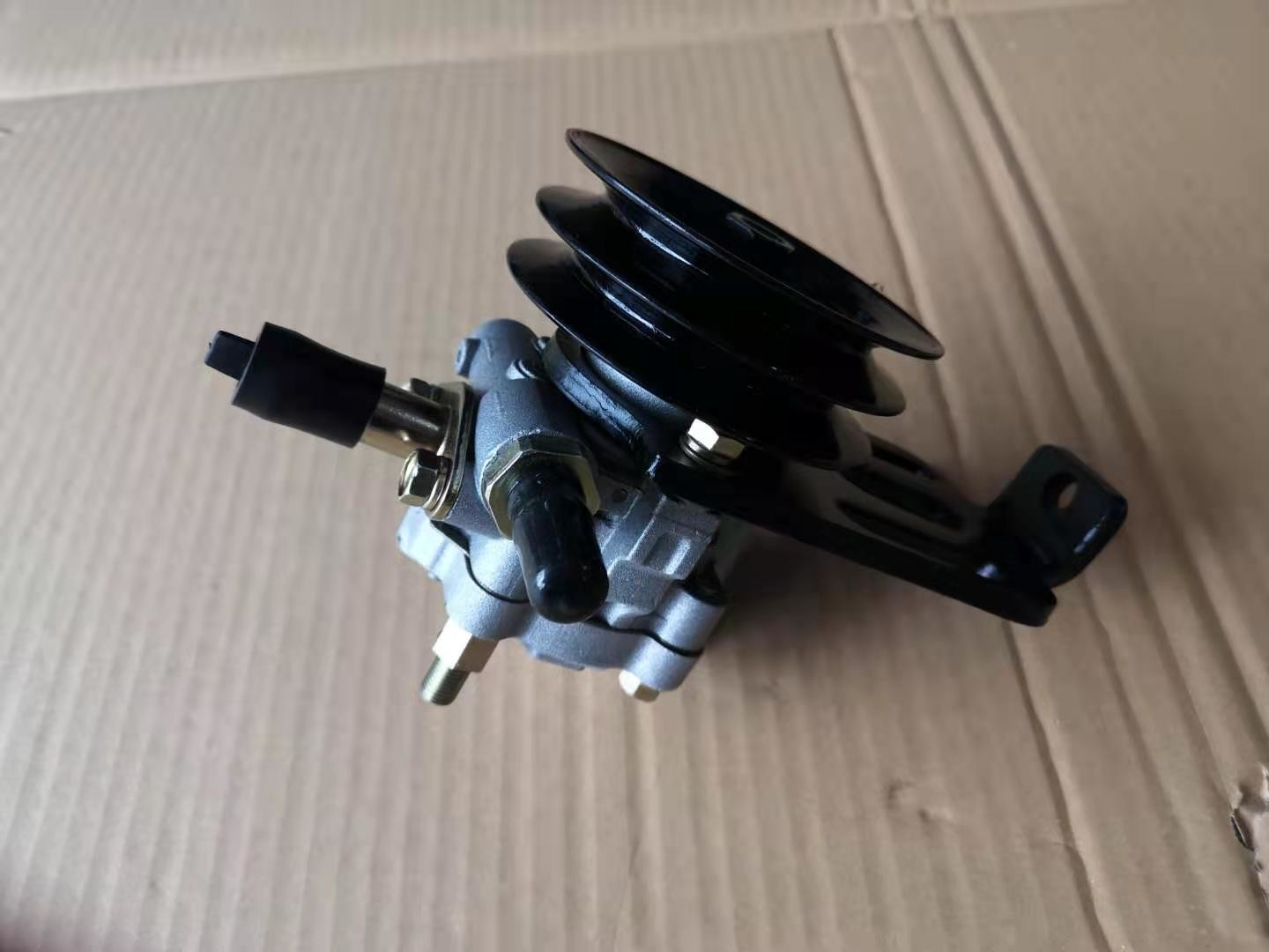 8971295931 Power Steering Pump For TFR TFS Pickup 4JA1 4JB1 Engine With Install Plate Two Groove Pully