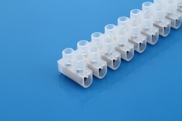 Durable CE ROHS Fw Terminal Block Connector U Type 10 , 12 Number Of Poles
