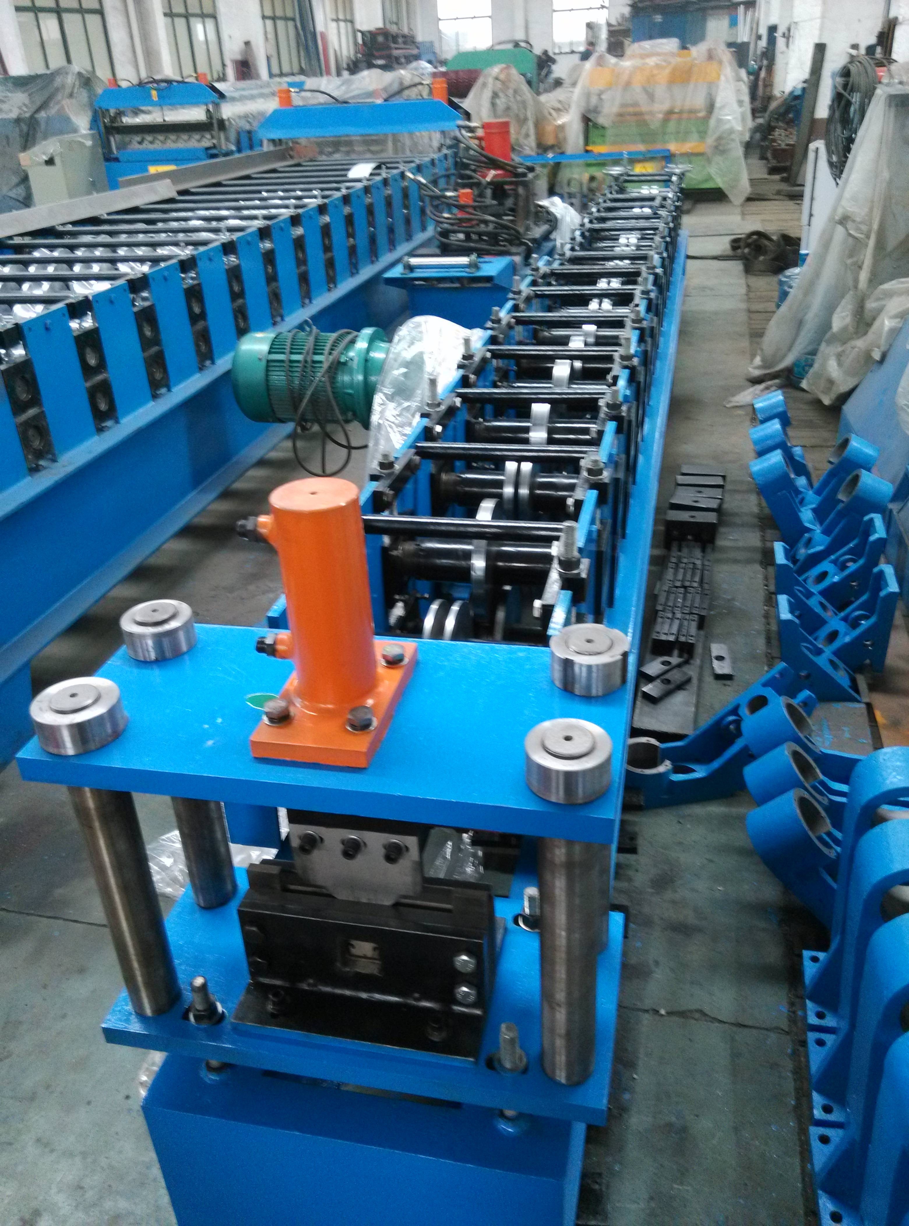 Automatical Cold Roll Forming Machine High speed with C Z Purlin