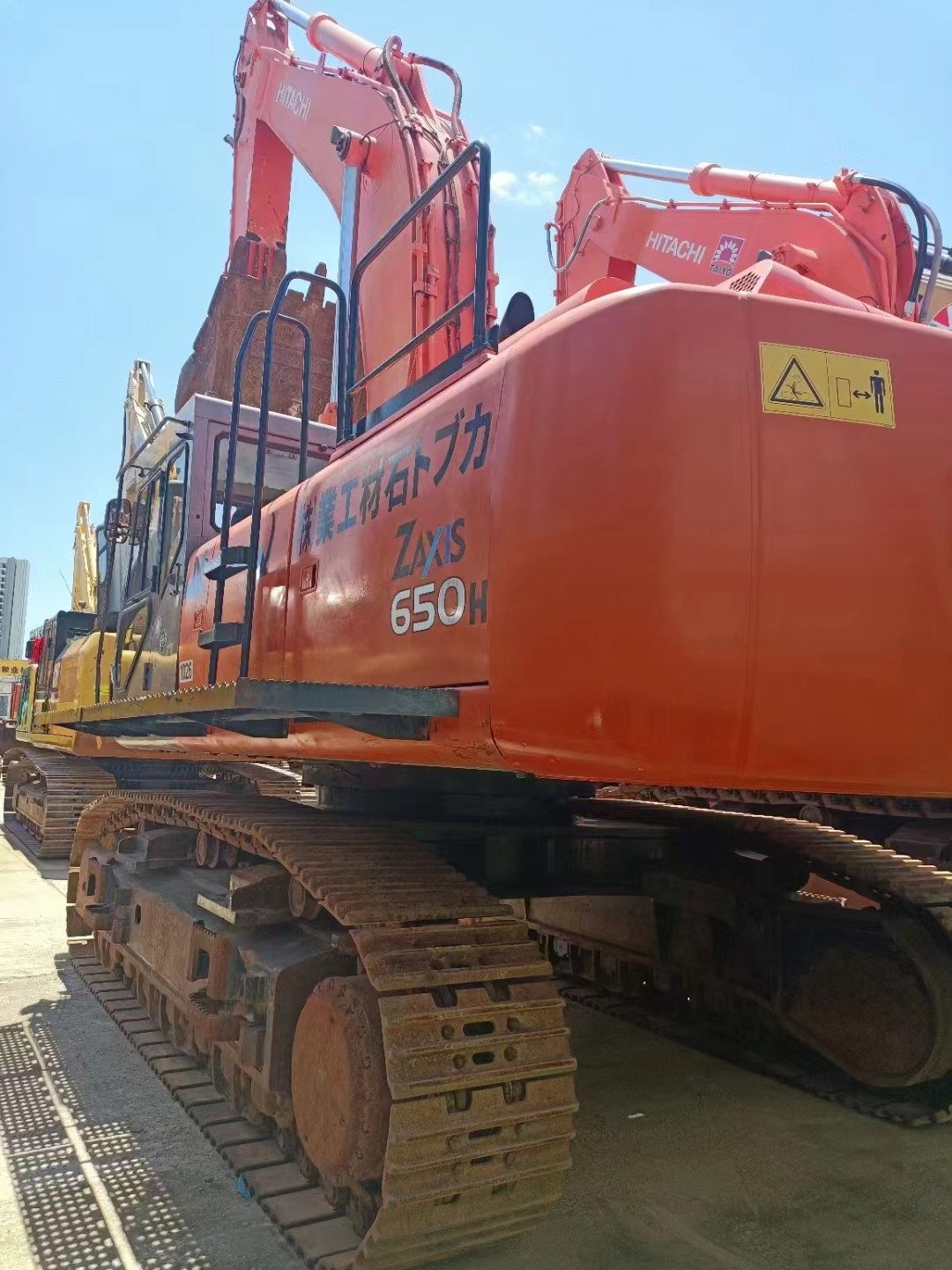 Powerful Used Hitachi Excavator 650H with Excellent Performance