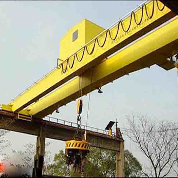 5T 10T 16T Double Girder Overhead Crane Pendent Line Control Or Remote Control