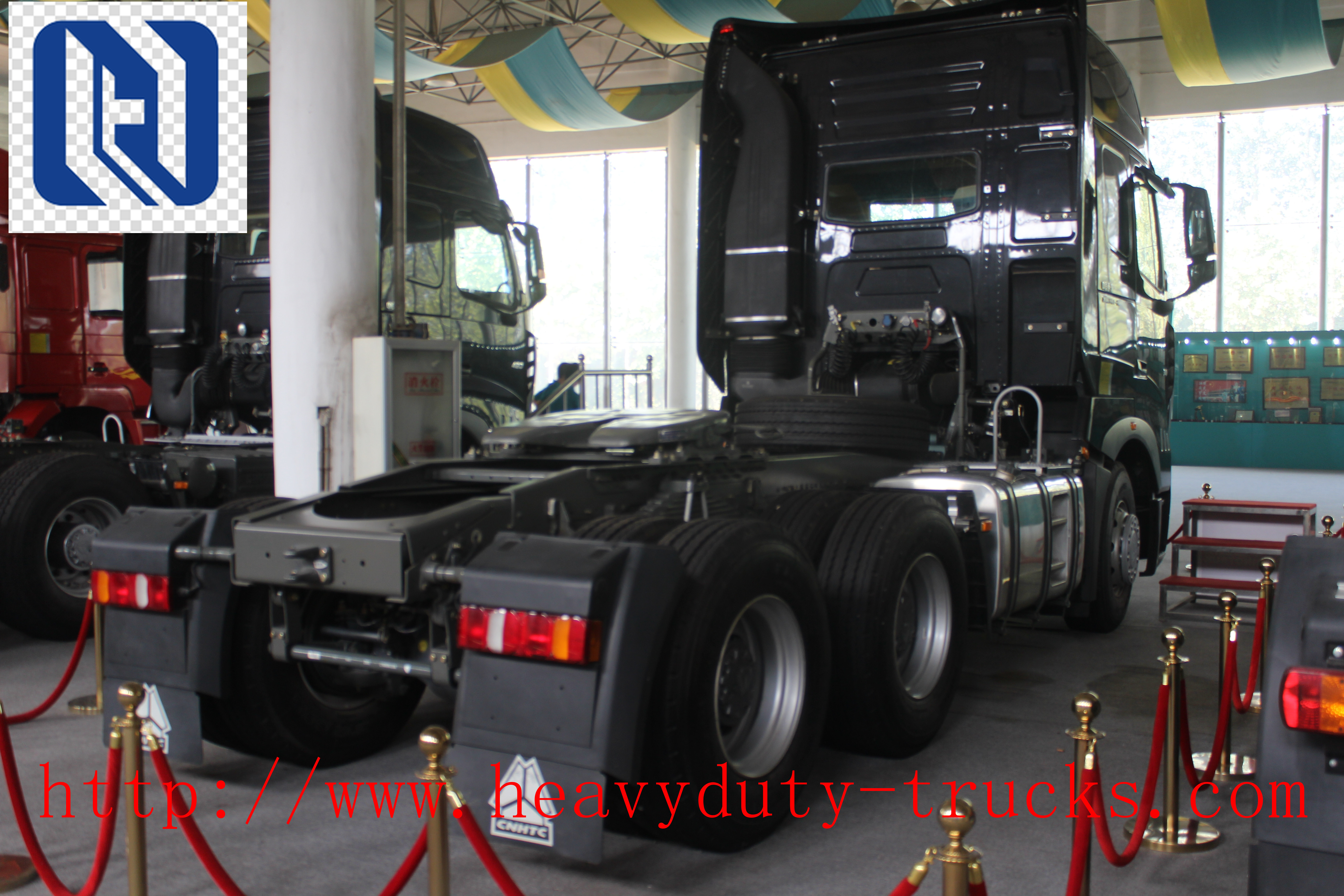 Auto Transmission HOWO A7 New 6x4 420hp Prime mover truck High Cabin
