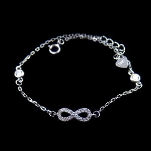 Unlimited Eight Shape Silver Cubic Zirconia Bracelet with Infinite Meaning