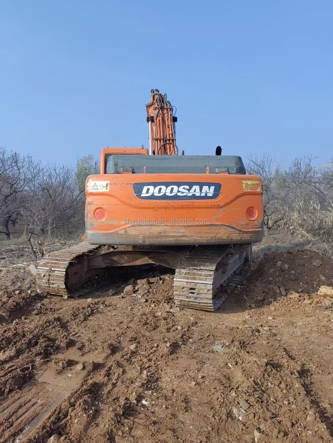 29500kg Second Hand DOOSAN ZX300 Excavator 151KW Suitable for Crushing and Affordable
