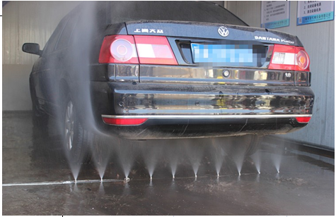 Max Vehicle Size 5500*2200*2000mm Touchless Car Washer with Ground Flushing System