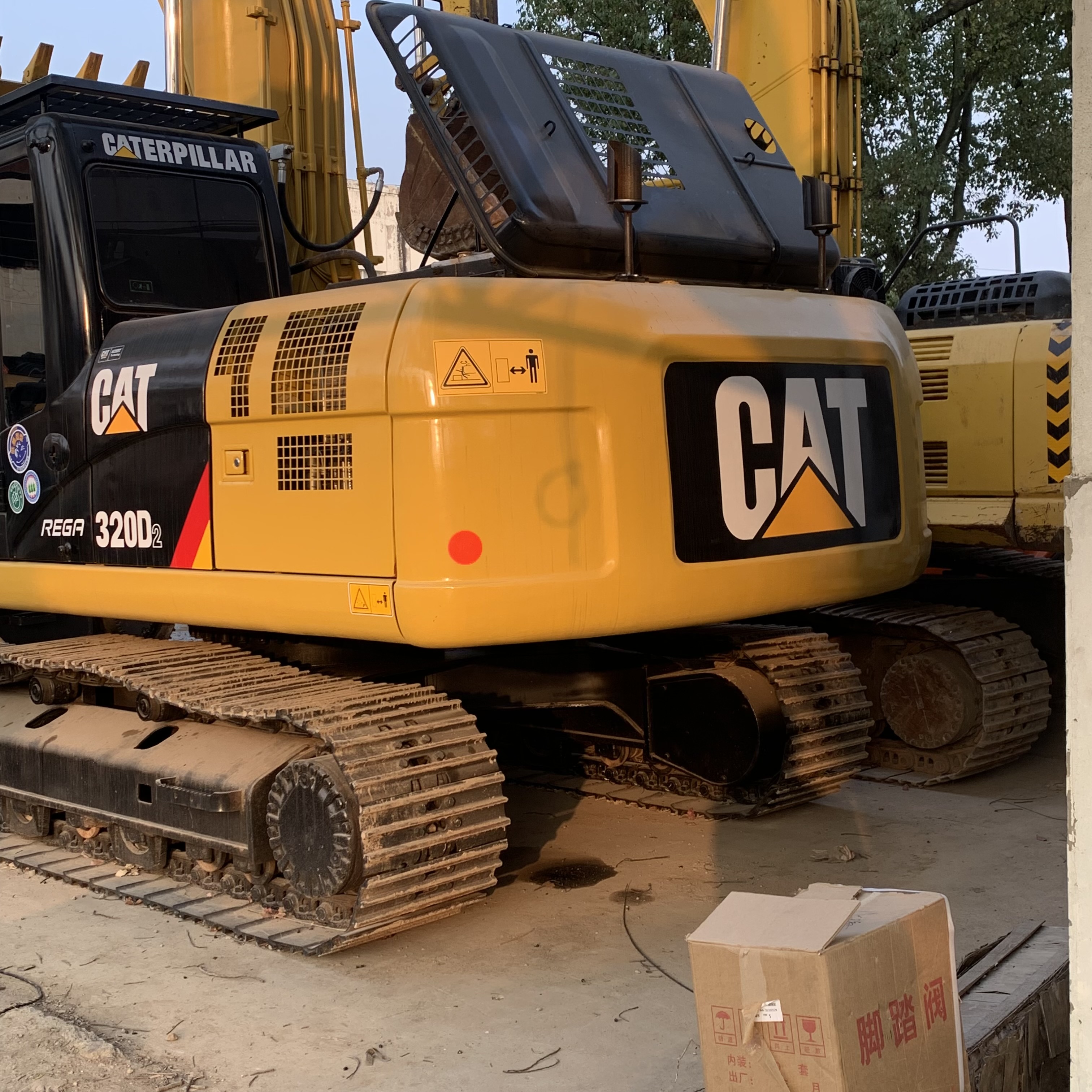 Original Cat320d 20 Ton Excavator 103KW Operating Weight 20930 Used for Construction