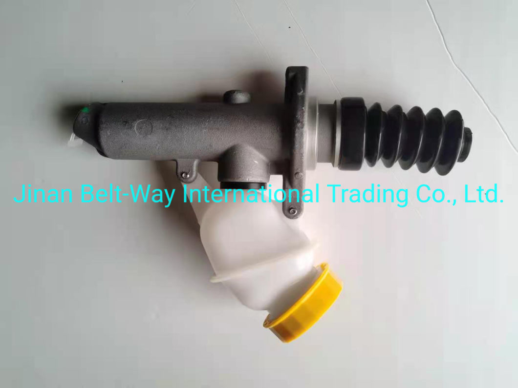 Sinotruk HOWO Truck Parts Clutch Master Cylinder Wg9719230013 Wg9719230023