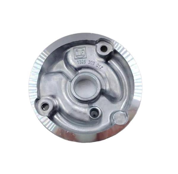 1325.303.017 Foton Dai mler Heavy Truck Parts ZF Transmission Oil Pump Cover