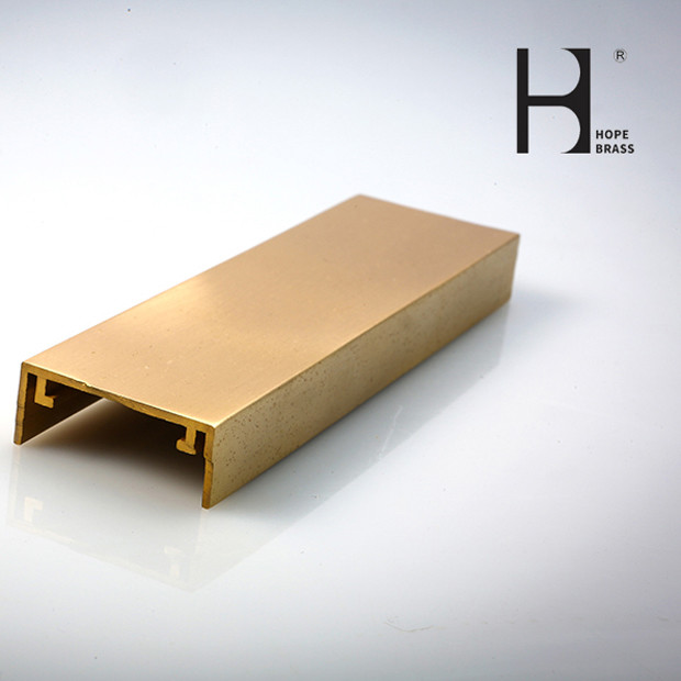 Waterproof 3m Long Brass U Channel Framing Stock For Restaurant Decoration