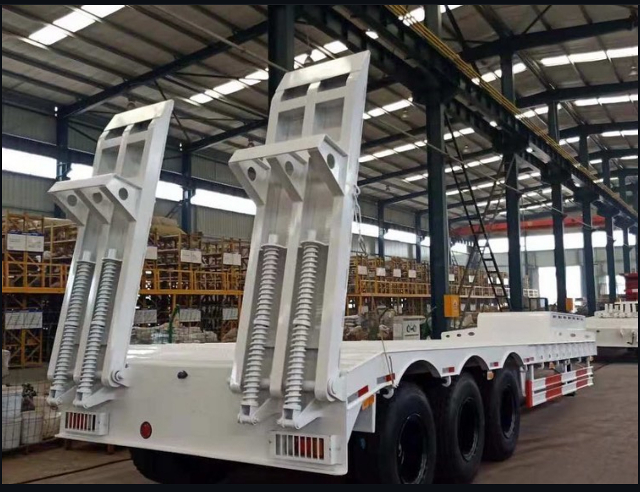CIMC New Design Car Carrier Trailer Efficient Truck Trailers for Transporting Cars