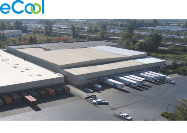 Screw Type Compressor Frozen Food Warehouse , Freon R404 Refrigerated Storage