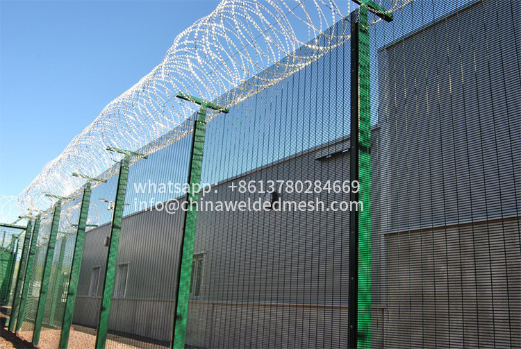 Galvanized Core Welded Mesh Fence 3m Width for construction