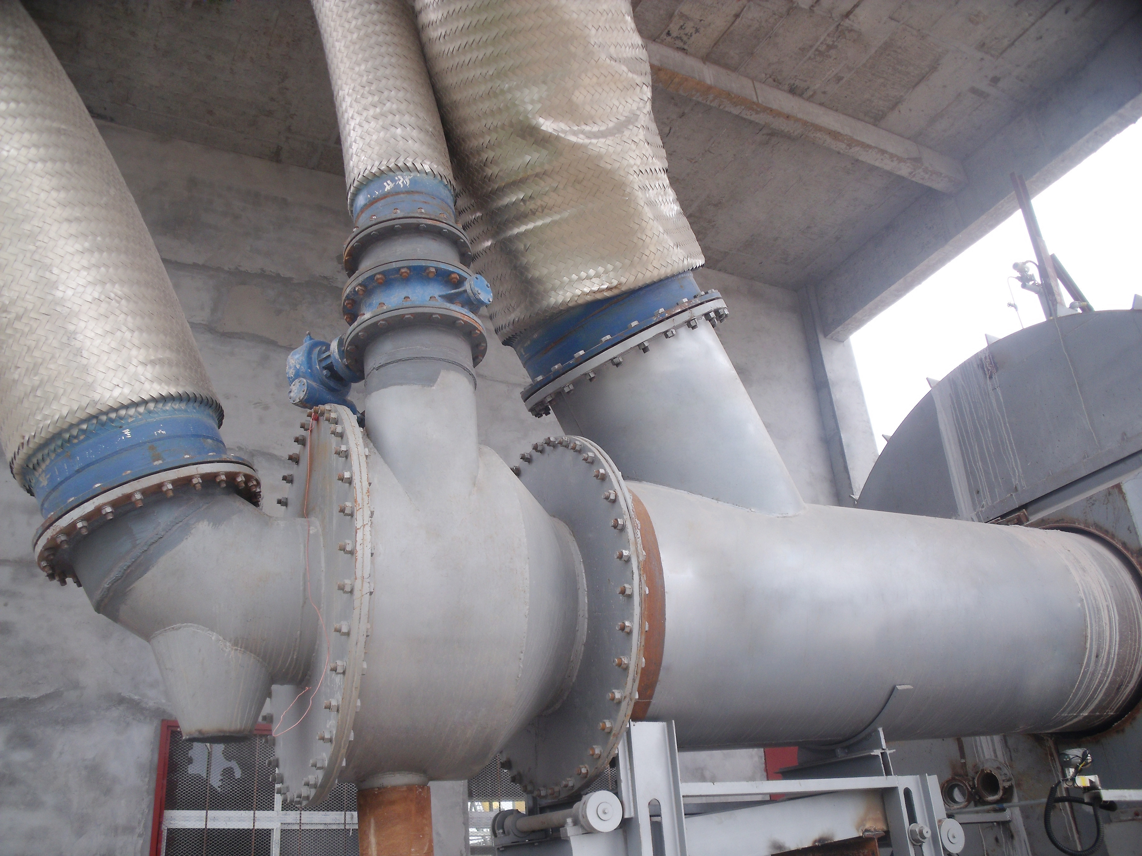 Complete Combustion Coal Dust Burner For Cement Rotary Kiln Environmental Friendly