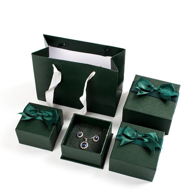 Upper and Lower Cover Ring Earring Necklace Pendant Jewelry Bracelet Set Gift Packaging Box with Ribbon and Foam Insert
