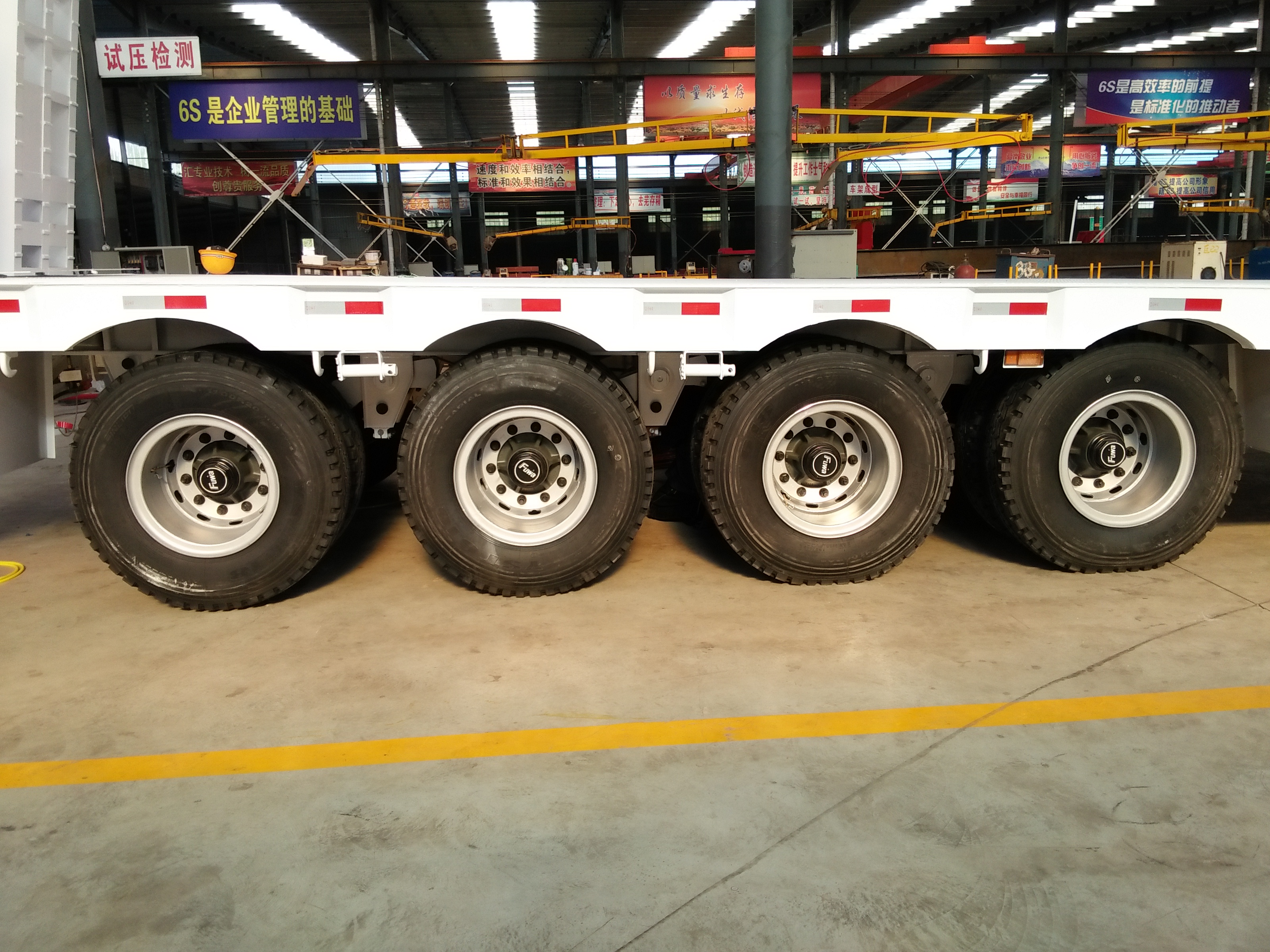 Hydraulic Multi Axle 35-100 Ton Bulk Cargo Carrier Lowboy Trailer Within Your Budget