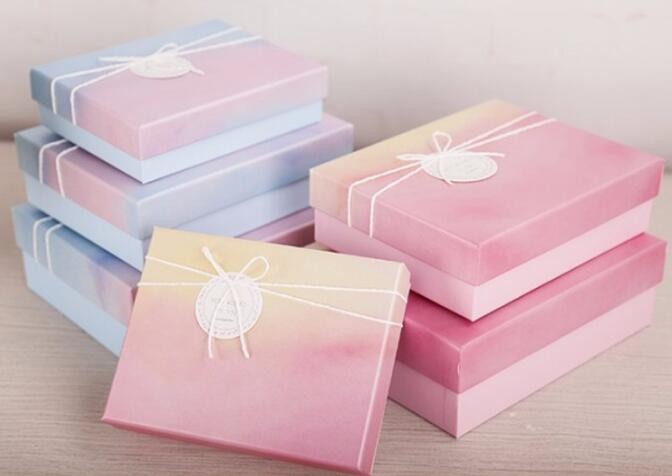 Free sample Luxury velvet drawer packaging perfume custom paper box with logo stamping golden,headband packaging box for
